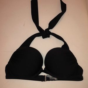 Victoria’s Secret bombshell bikini top